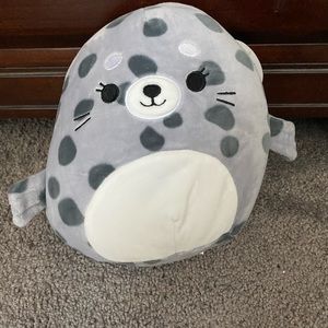 Spotted Seal Squishmallow 8 inches